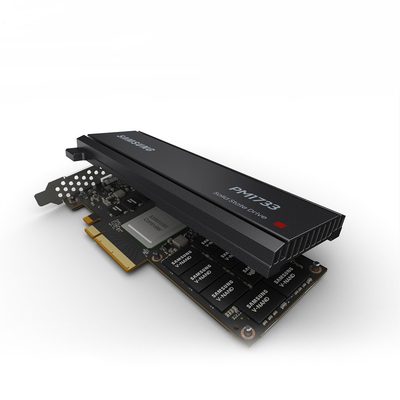 PCIe Gen4 X4 NVMe U.2 2.5 بوصة داخلي SSD Samsung PM1733 SSD 3.84 تيرا بايت